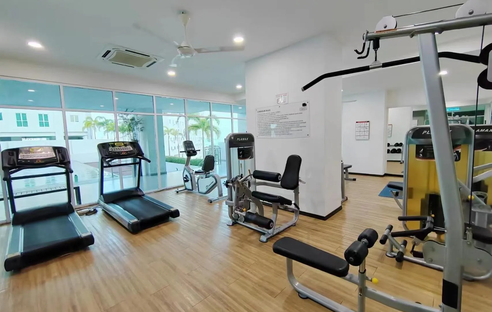 Lavender Sea View Suite - Balcony Suite 舒适海景公寓 Jelutong 0*,  Malaysia